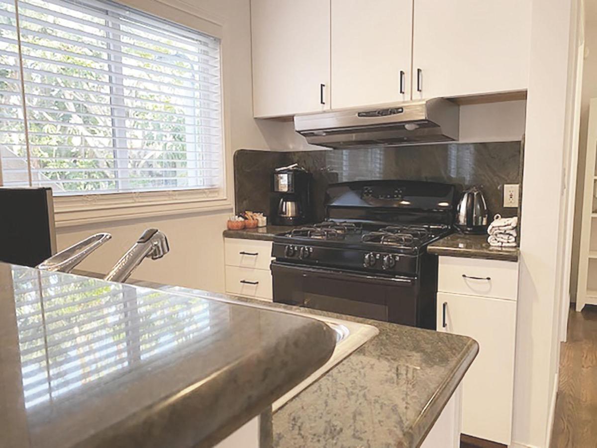 Malibu Private Beach Apartments Kültér fotó