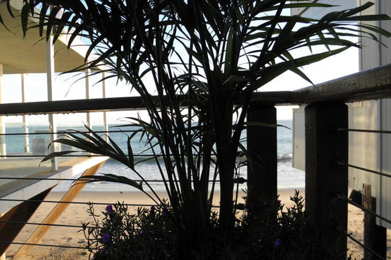 Malibu Private Beach Apartments Kültér fotó