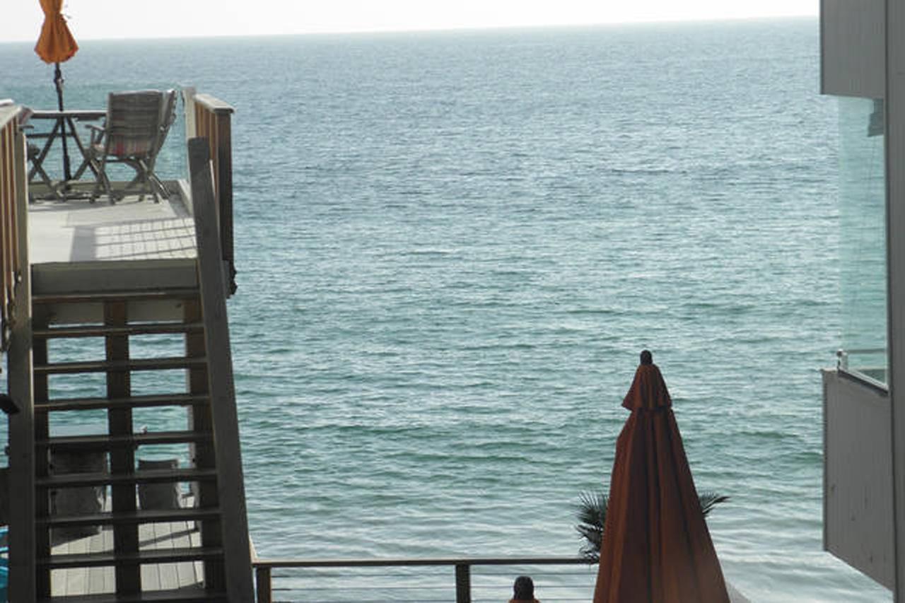 Malibu Private Beach Apartments Kültér fotó
